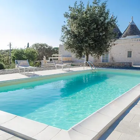 Masseria Di Trulli Escape * לוקורוטונדו